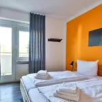 Spacious Flat 2nd Floor Near Station Karlsruhe