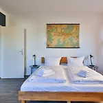Spacious Flat 2nd Floor Near Station * Karlsruhe