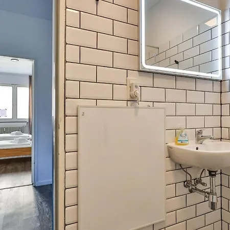 Spacious Flat 2nd Floor Near Station Apartamento Karlsruhe