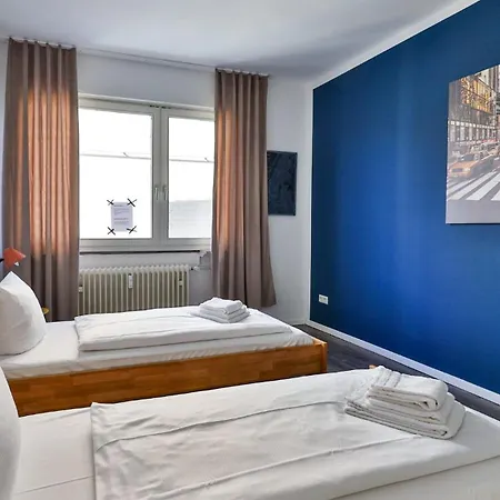 Spacious Flat 2nd Floor Near Station Karlsruhe