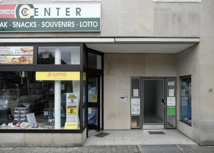 Spacious Flat 2nd Floor Near Station Karlsruhe